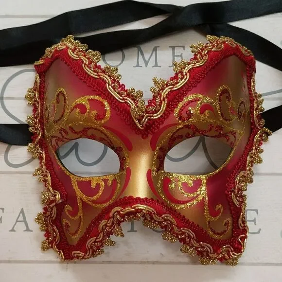 Maschera Del Galeone Hand Painted Mask Pier 1 NWT/small flaw - Picture 3 of 14